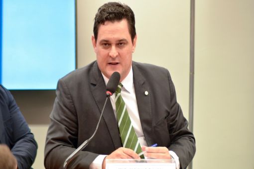 PL do saneamento deve ampliar concorrência, diz relator 